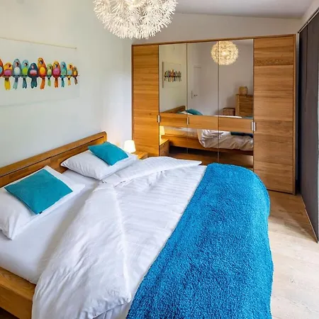 Uitzicht Op De Bergen Chalet Stryck